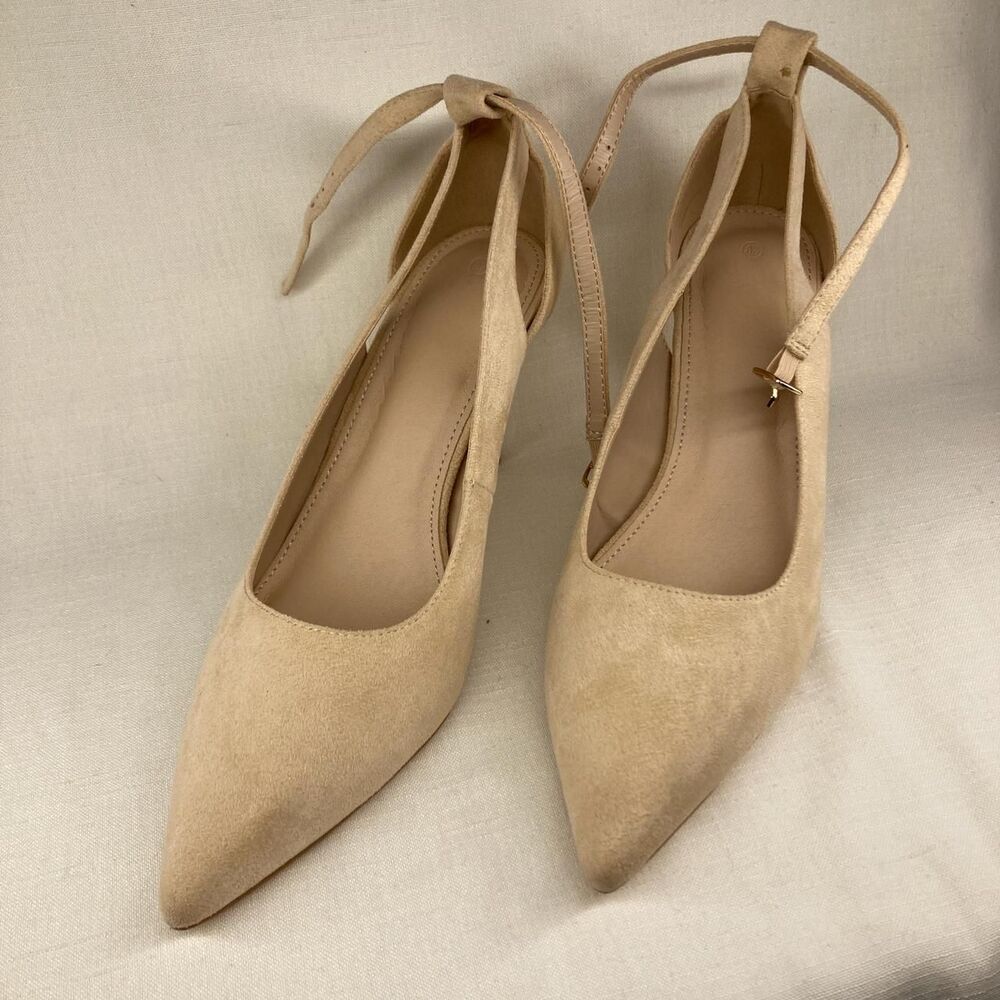 Unbranded Women's Tan and Cream Courts